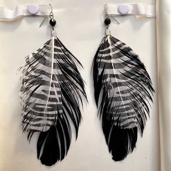 Zebra and Black Feather Dangle Earrings - Picture 2 of 3
